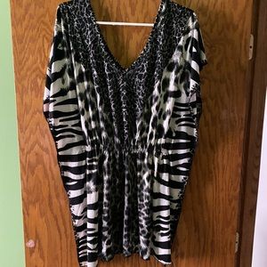 NWOT Women’s top/beach wear purchased in Italy